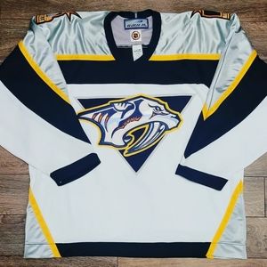 1998-99 Size Adult Large Bauer Nashville Predators Inaugural NHL Hockey Jersey